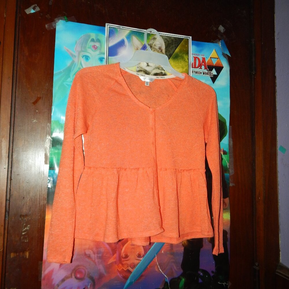 Daily Thread Orange thin shirt XS